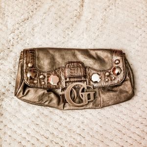 ☀️2/10☀️ GUESS clutch